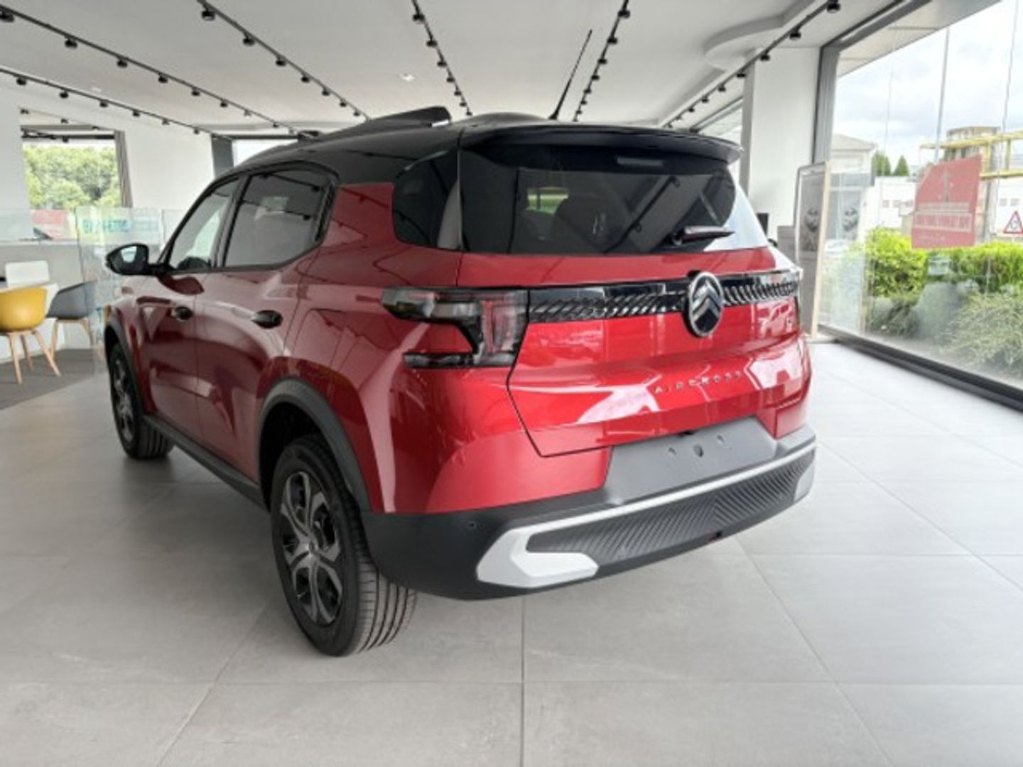 Citroen C3 Aircross PureTech 100 S&S Plus 74 kW (100 CV) Rojo SUV