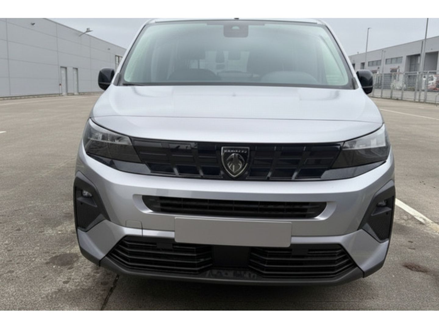 Peugeot Rifter BlueHDi 100 Allure 74 kW (100 CV) Gris Minivan