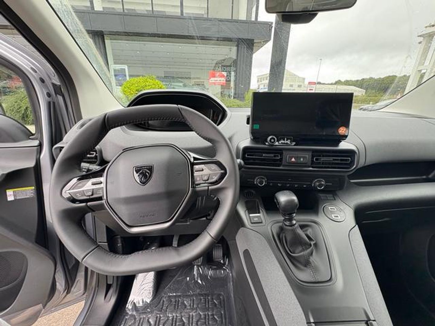 Peugeot Rifter BlueHDi 100 Allure 74 kW (100 CV) Gris Minivan