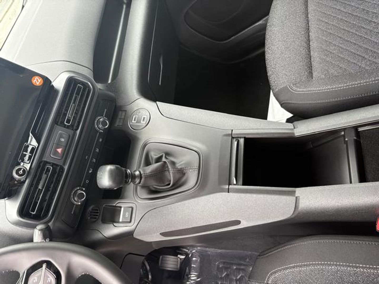 Peugeot Rifter BlueHDi 100 Allure 74 kW (100 CV) Gris Minivan