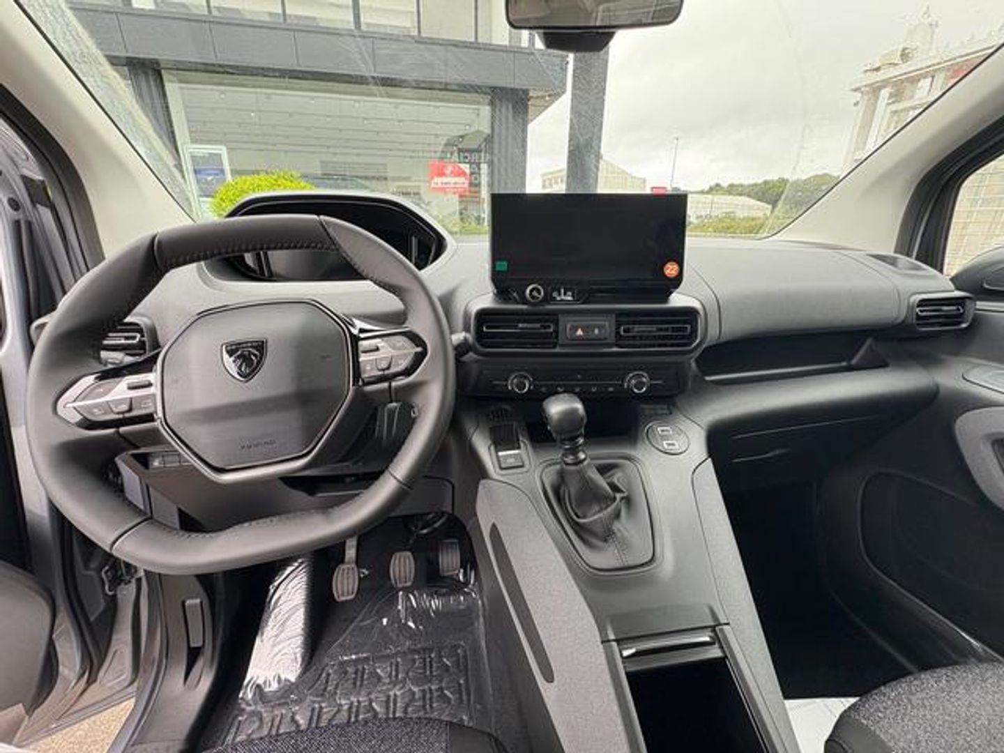 Peugeot Rifter BlueHDi 100 Allure 74 kW (100 CV) Gris Minivan