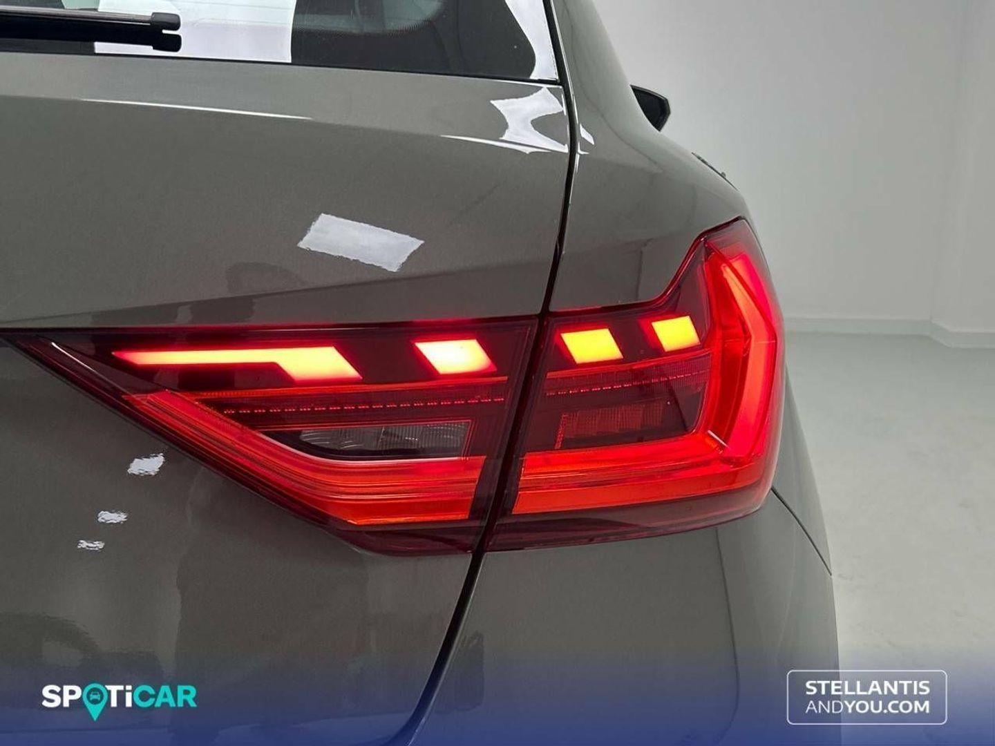 Audi A1 Sportback Adrenalin edition 25 TFSI 70 kW (95 CV) Gris Compact