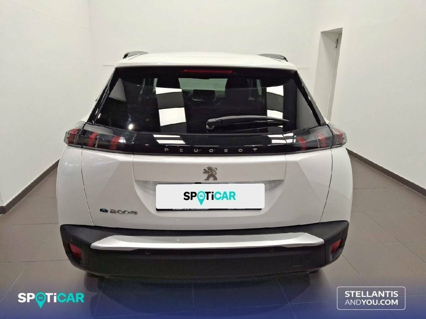 Peugeot e-2008 Eléctrico Allure Pack 100 kW (136 CV) Blanco SUV