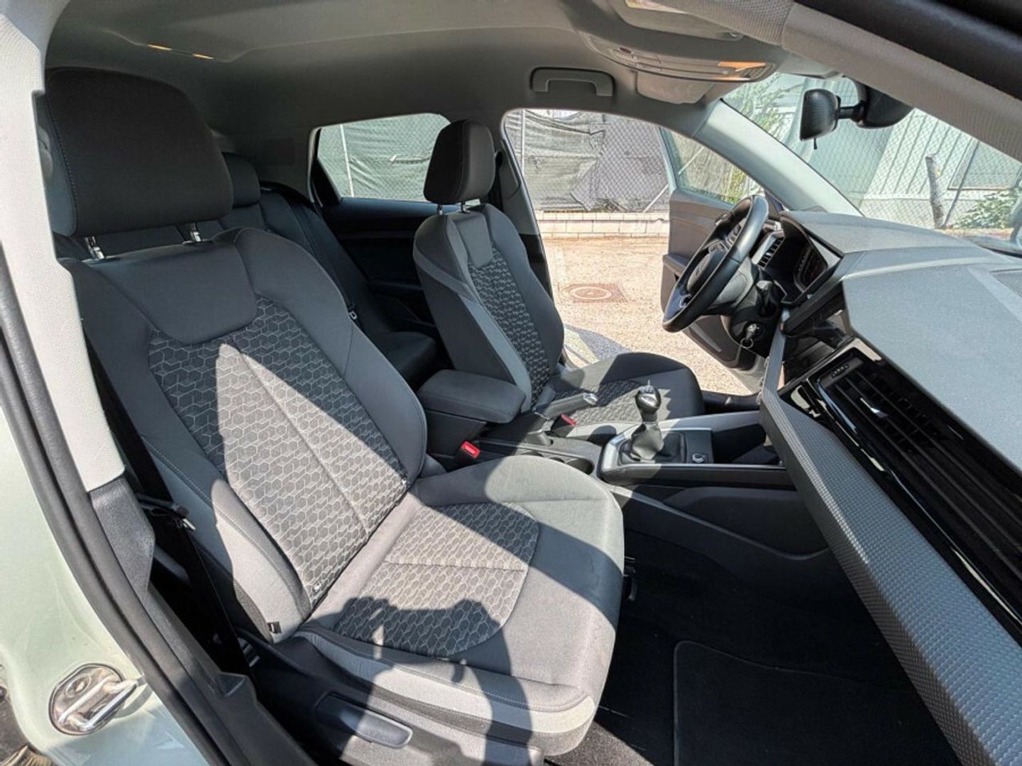 Audi A1 Sportback Adrenalin edition 30 TFSI 81 kW (110 CV) Gris Plata Compact