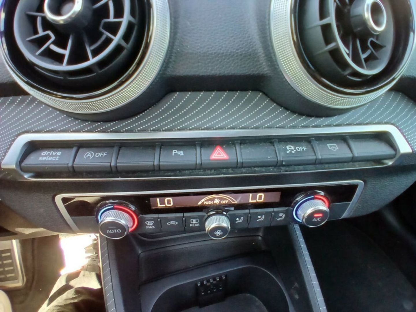 Audi Q2 Adrenalin 30 TDI 85 kW (116 CV) S tronic Negro SUV