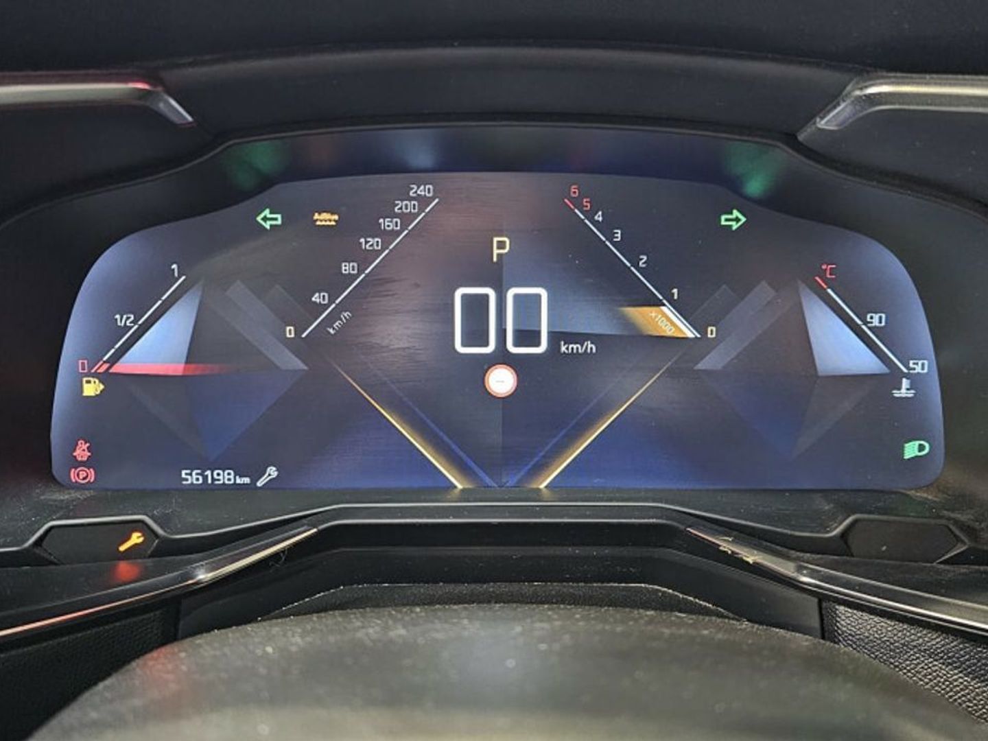 DS DS7 Crossback BlueHDi 130 DE Bastille + AT 96 kW (130 CV) Gris All Terrain / Pick-up
