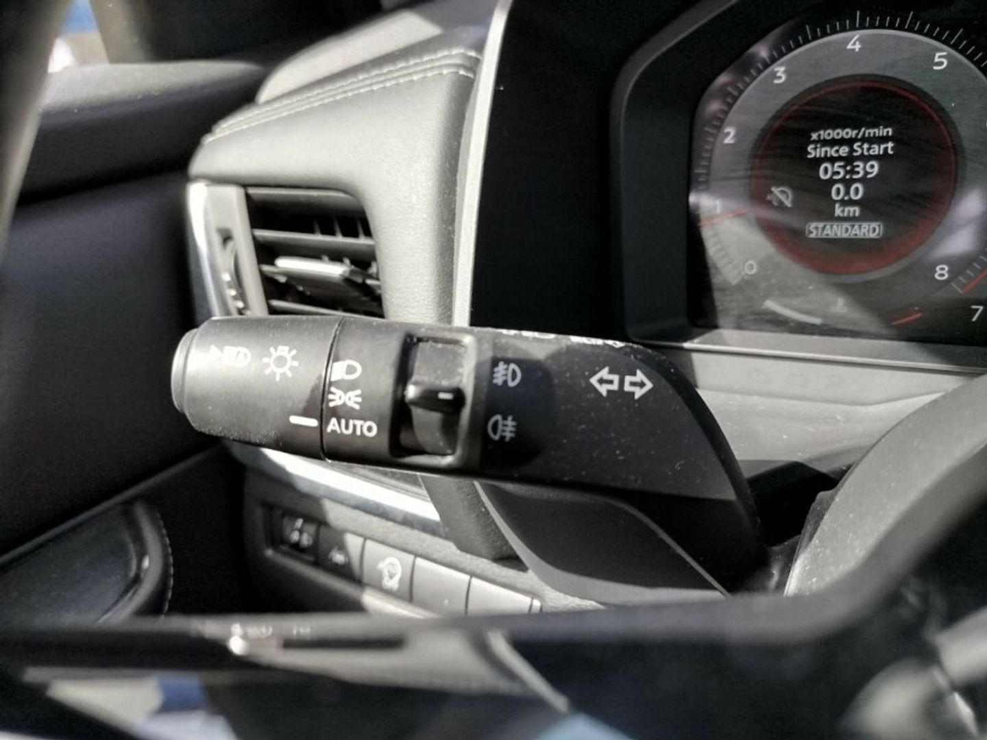 Nissan Qashqai DIG-T 140 mHEV N-Connecta 4x2 103 kW (140 CV) Blanco SUV