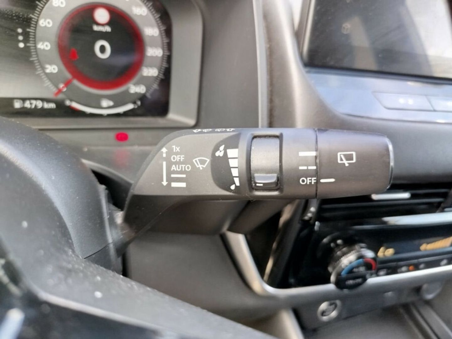 Nissan Qashqai DIG-T 140 mHEV N-Connecta 4x2 103 kW (140 CV) Blanco SUV