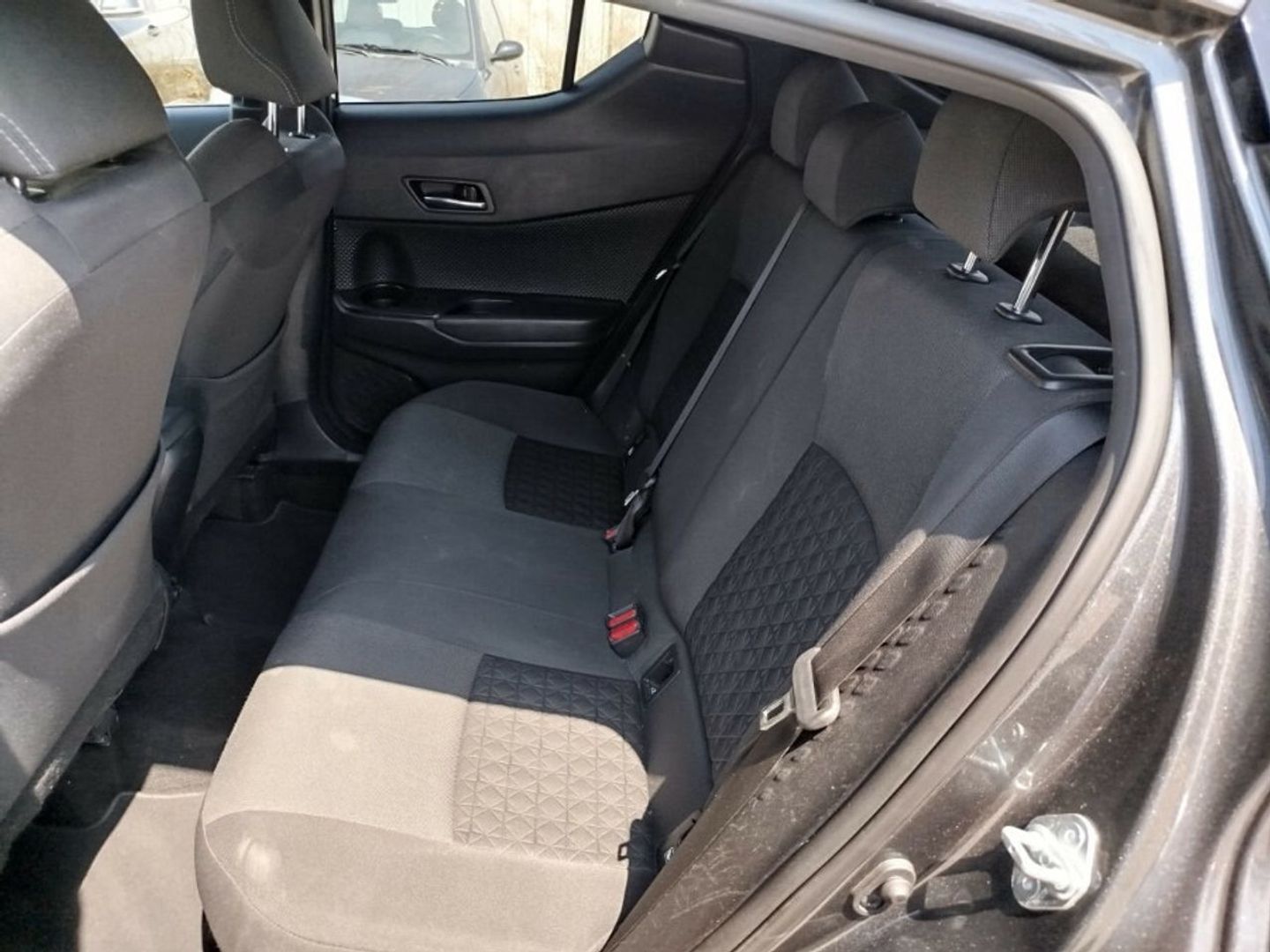 Toyota C-HR 180H Advance 135 kW (184 CV) Gris SUV
