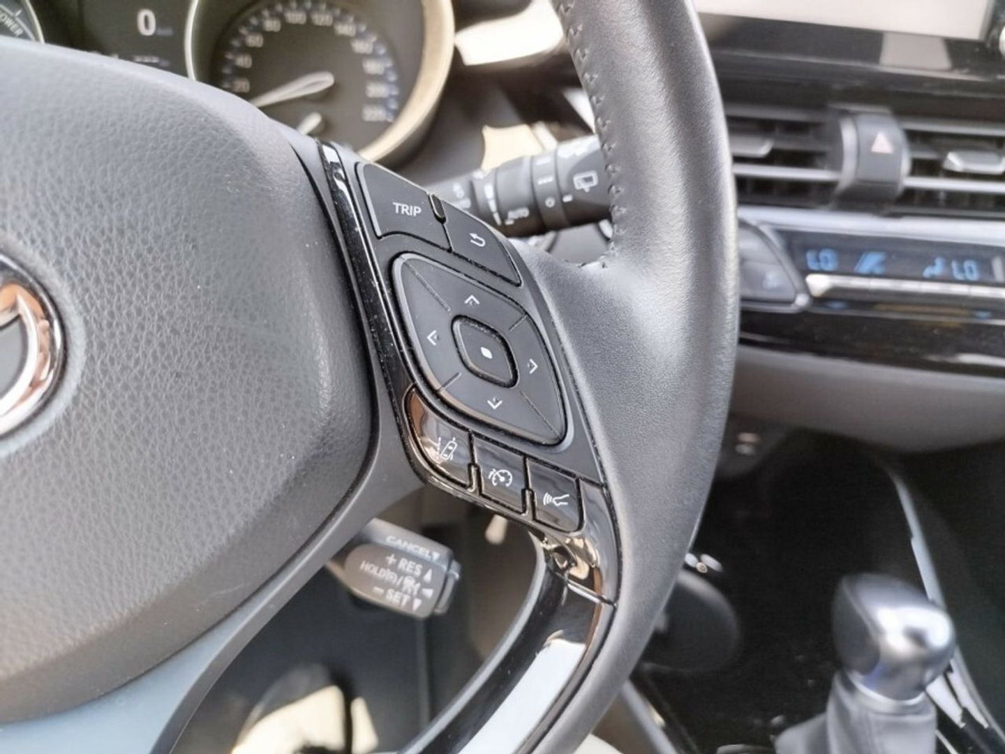 Toyota C-HR 180H Advance 135 kW (184 CV) Gris SUV