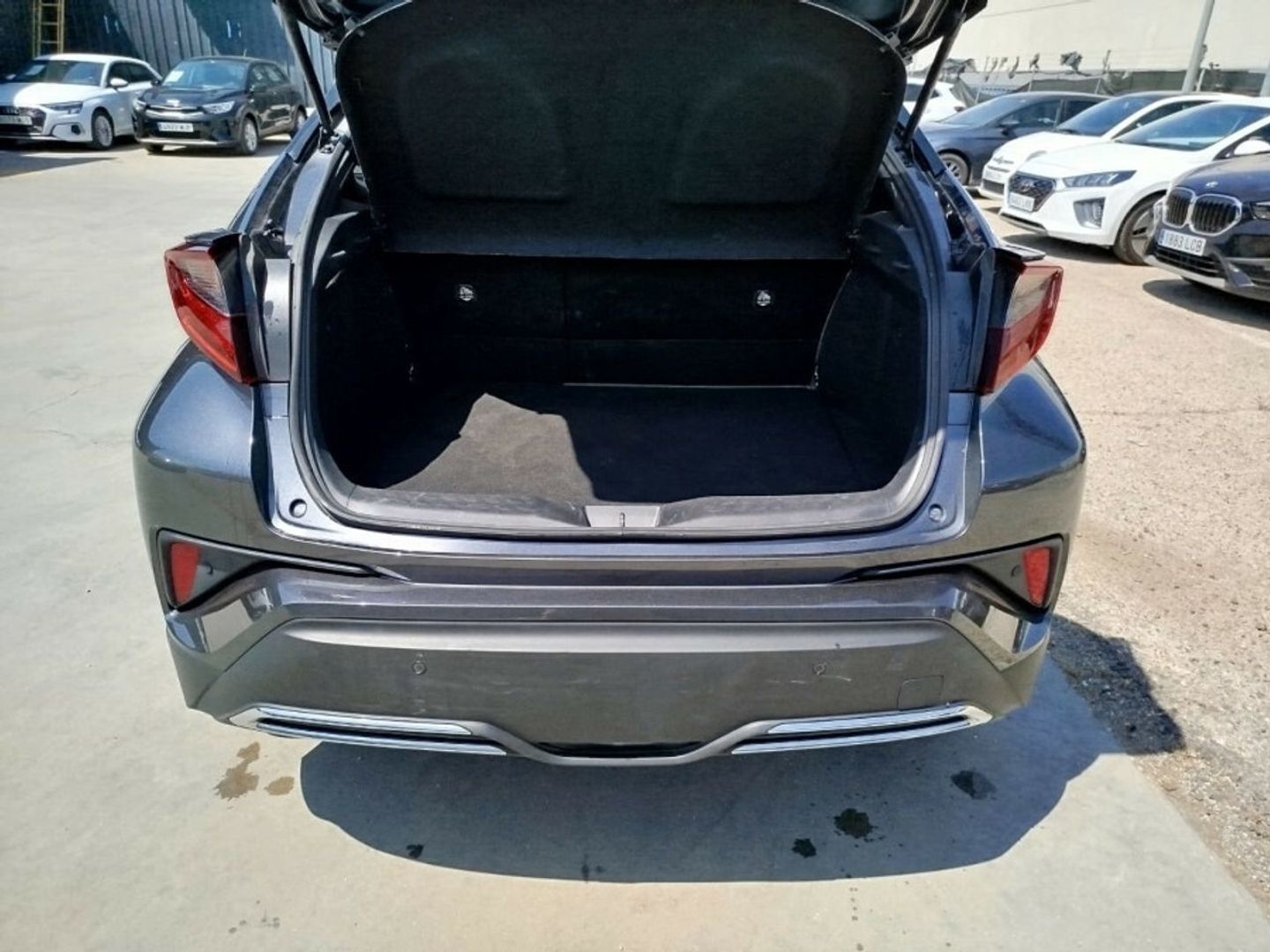 Toyota C-HR 180H Advance 135 kW (184 CV) Gris SUV