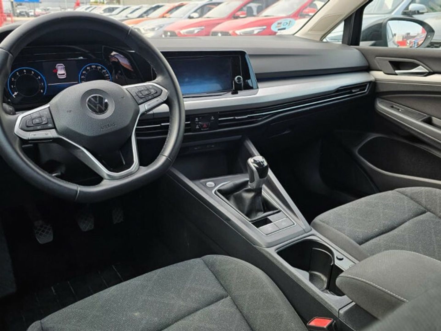 Volkswagen Golf Life 1.5 TSI 96 kW (130 CV) Negro Compact
