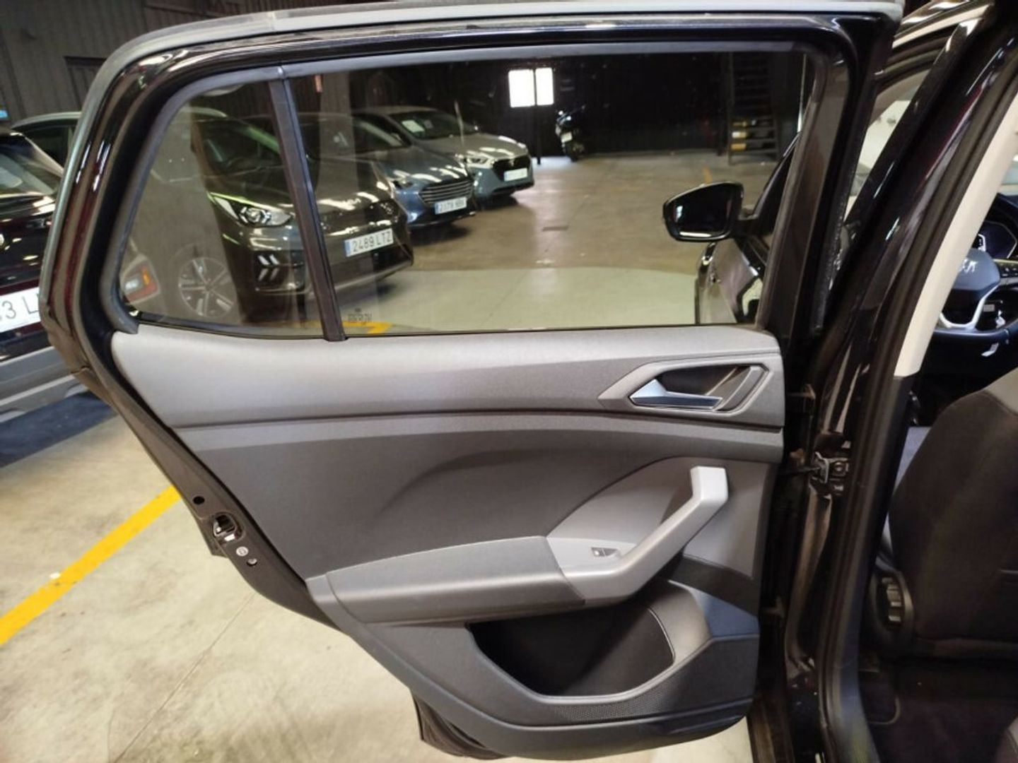 Volkswagen T-Cross Sport 1.0 TSI 81 kW (110 CV) DSG Negro SUV