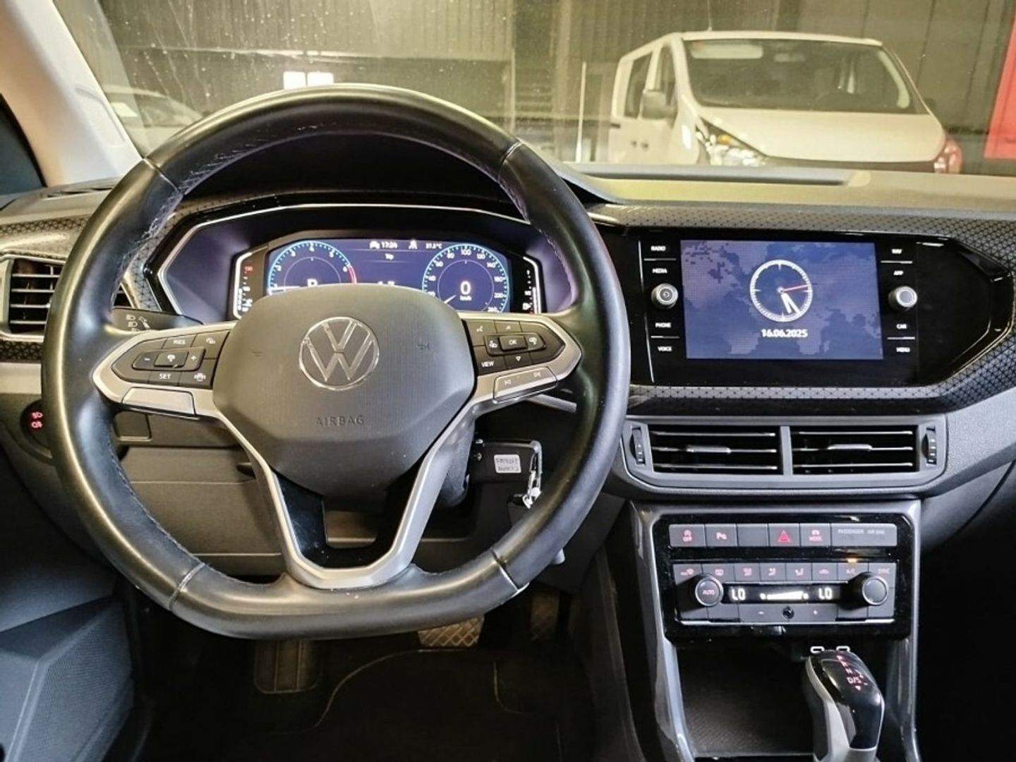 Volkswagen T-Cross Sport 1.0 TSI 81 kW (110 CV) DSG Negro SUV