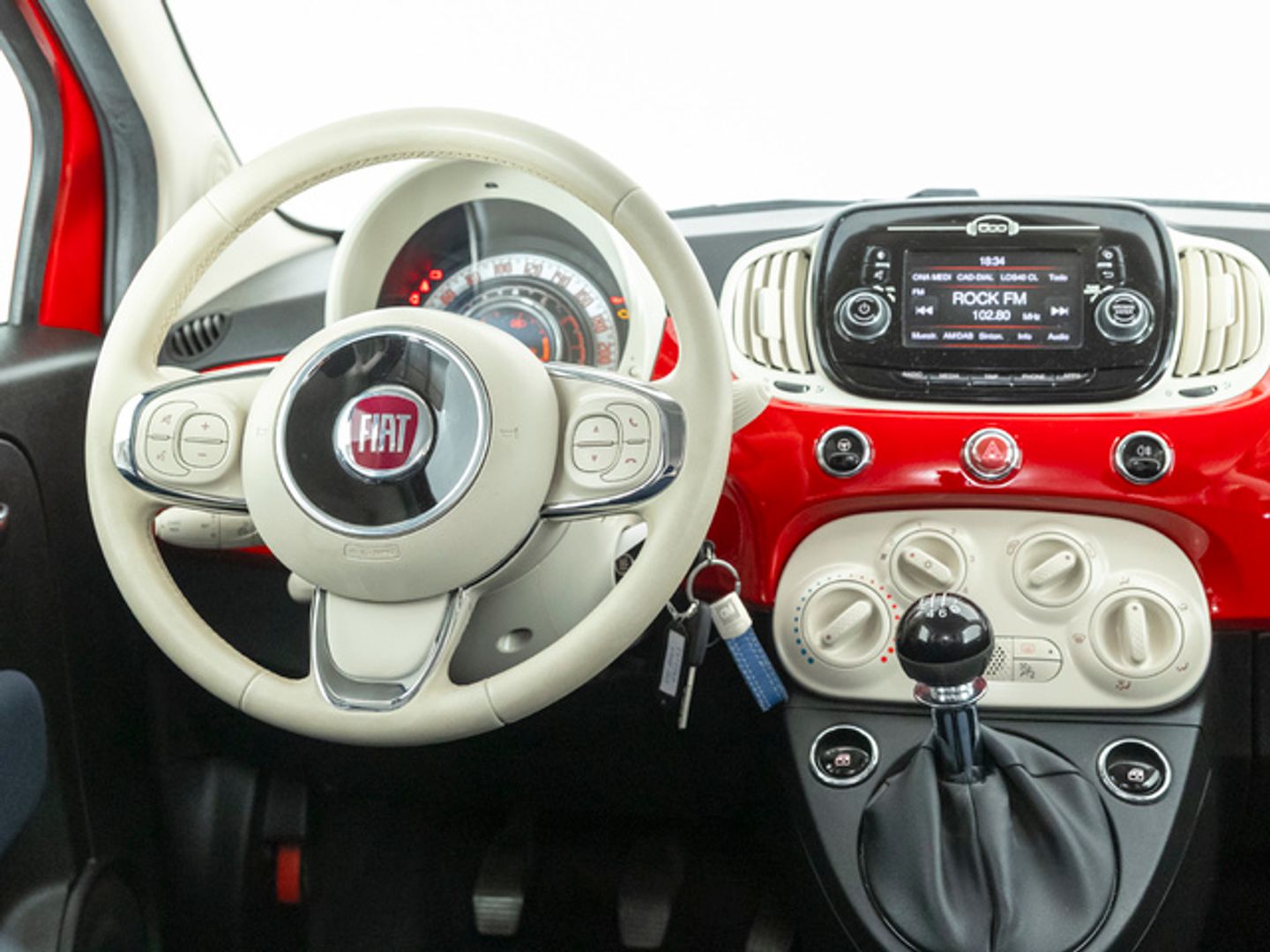 Fiat 500 1.0 Hybrid Cult 51 kW (70 CV) Rojo Compact