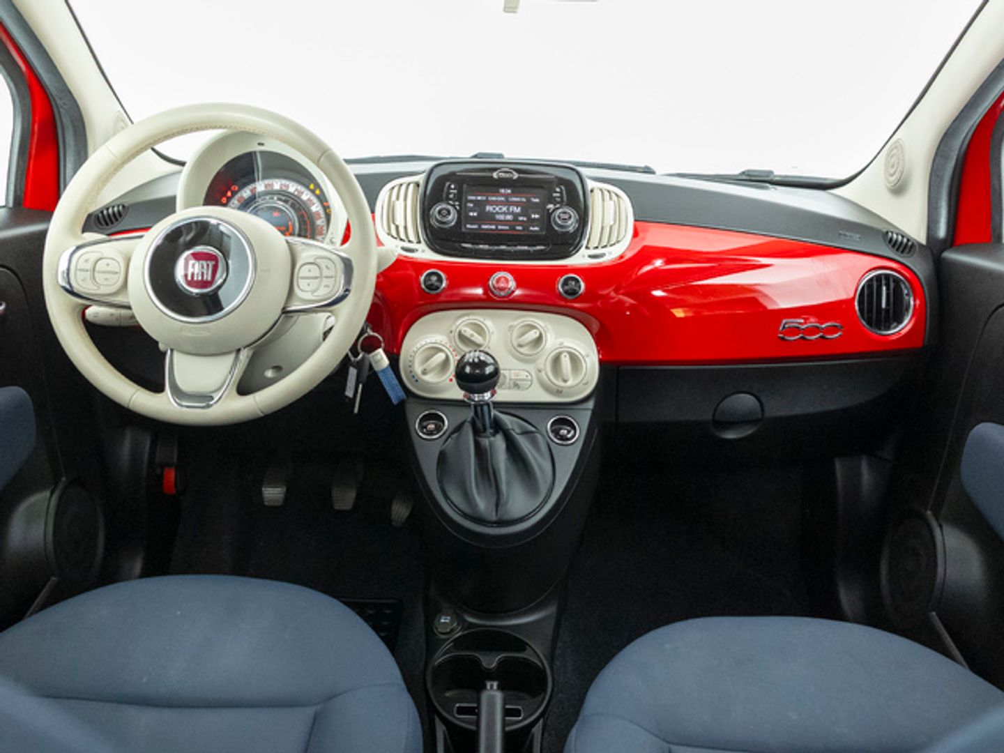 Fiat 500 1.0 Hybrid Cult 51 kW (70 CV) Rojo Compact