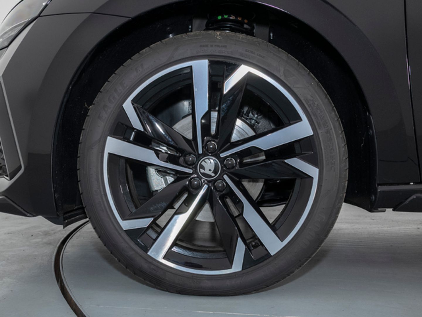 Skoda Scala 1.0 TSI Monte Carlo DSG 85 kW (115 CV) Negro Sedan