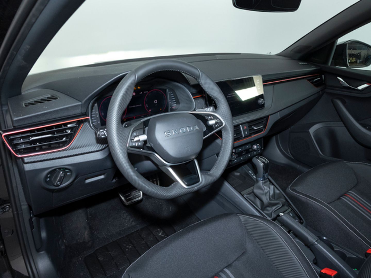 Skoda Scala 1.0 TSI Monte Carlo DSG 85 kW (115 CV) Negro Sedan