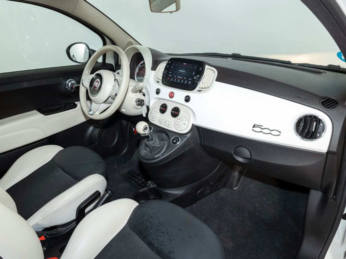 Fiat 500 1.0 Hybrid Dolcevita 51 kW (70 CV) Blanco Compact