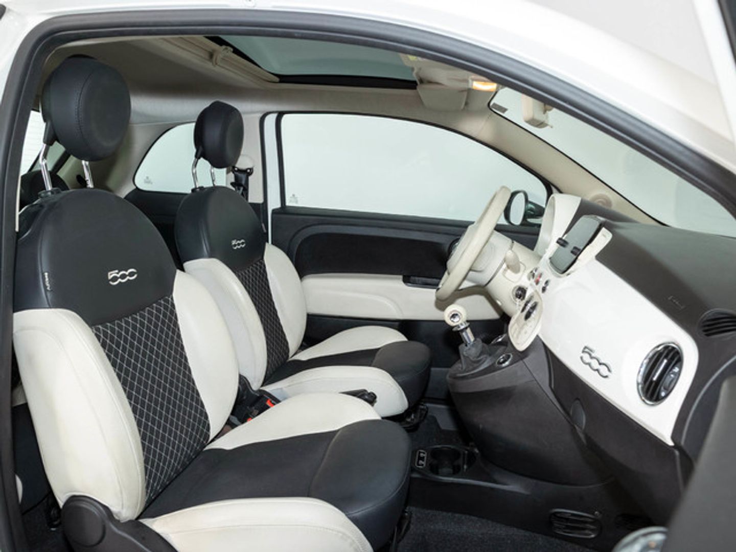 Fiat 500 1.0 Hybrid Dolcevita 51 kW (70 CV) Blanco Compact