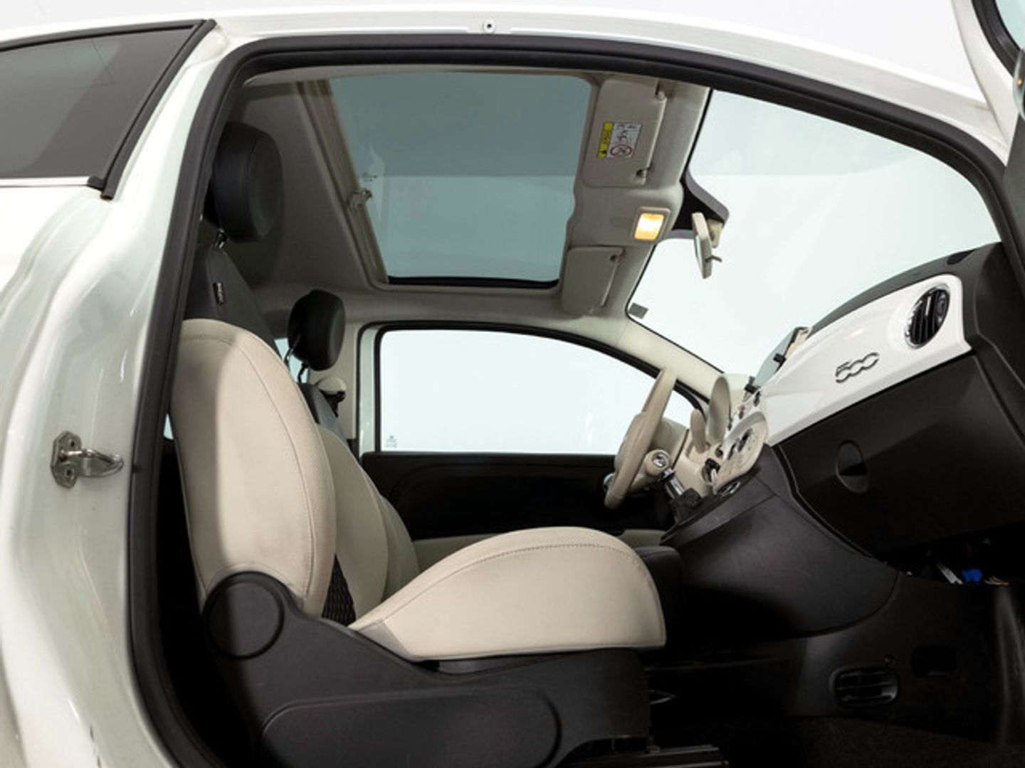 Fiat 500 1.0 Hybrid Dolcevita 51 kW (70 CV) Blanco Compact