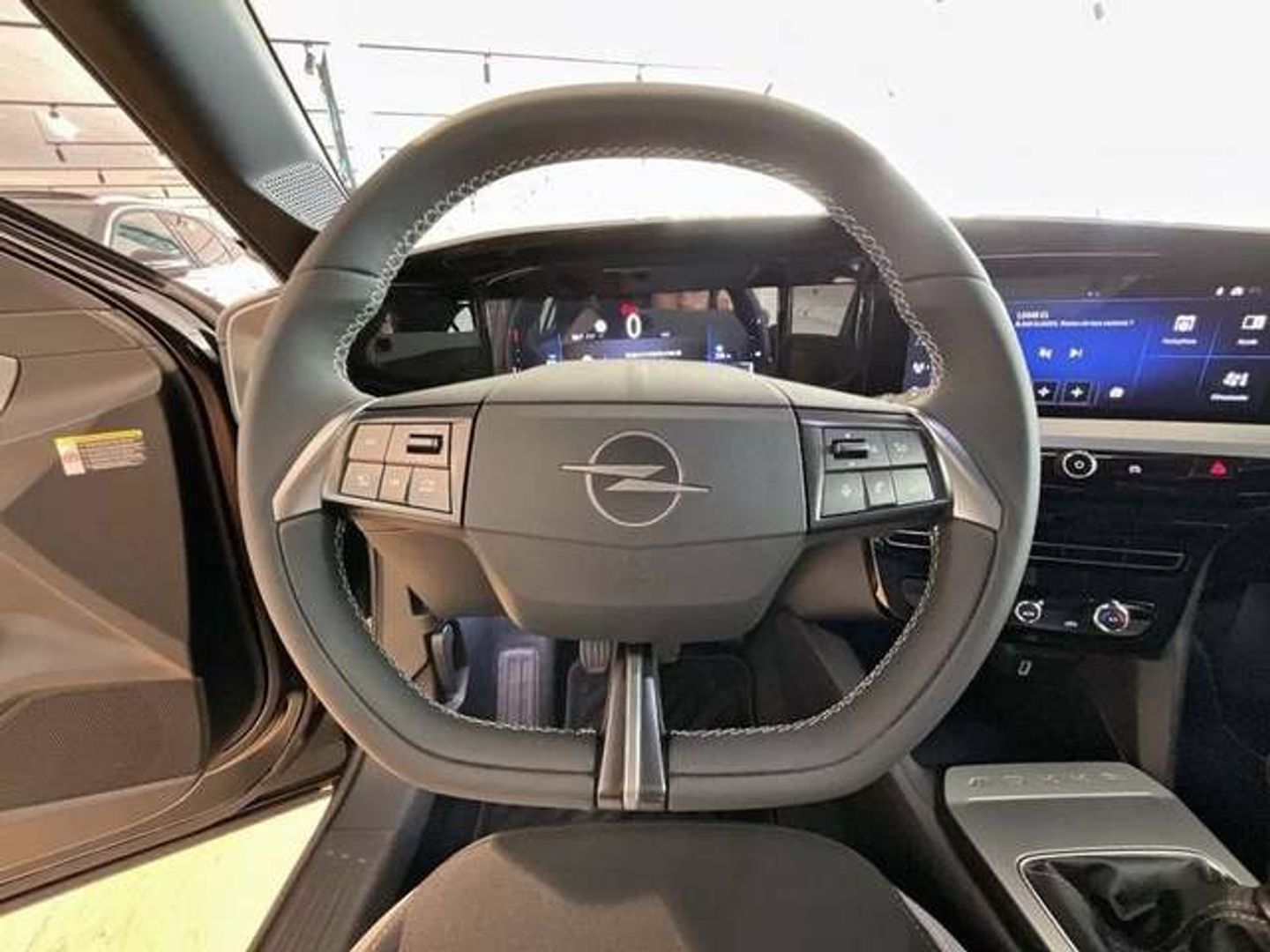 Opel Mokka 1.2 T Edition 74 kW (100 CV) Negro All Terrain / Pick-up