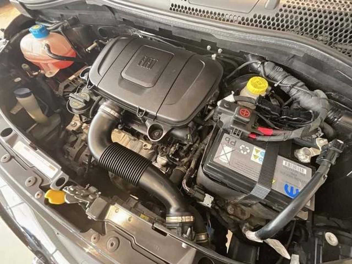 Fiat 500 1.0 Hybrid Dolcevita 51 kW (70 CV) Negro Compact