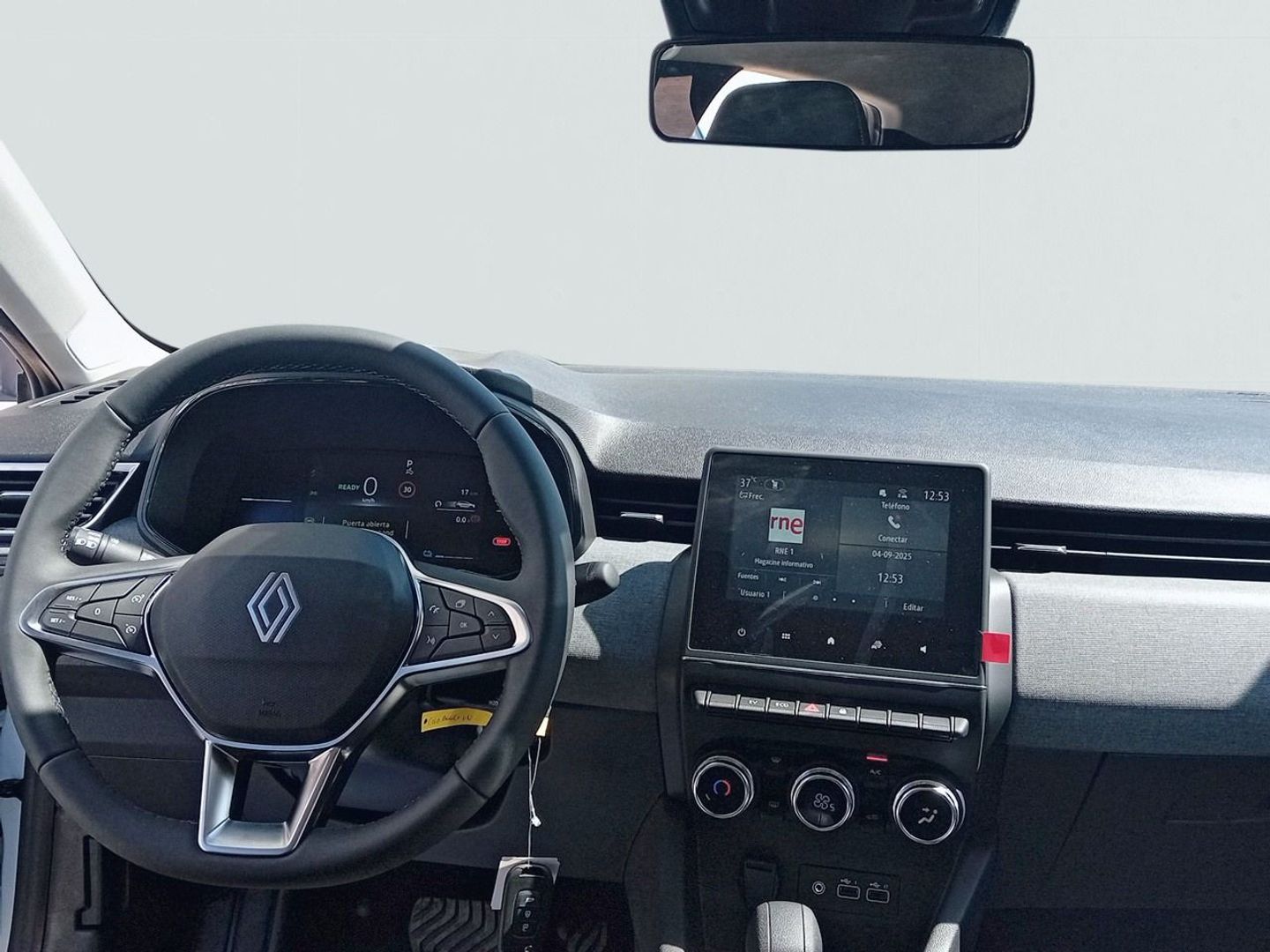 Renault Clio Evolution E-Tech full hybrid 145 105 kW (143 CV) Blanco Sedan