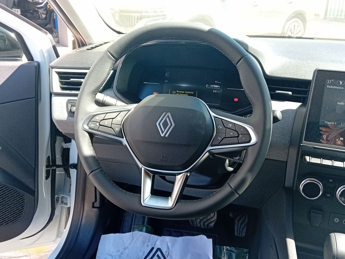 Renault Clio Evolution E-Tech full hybrid 145 105 kW (143 CV) Blanco Sedan