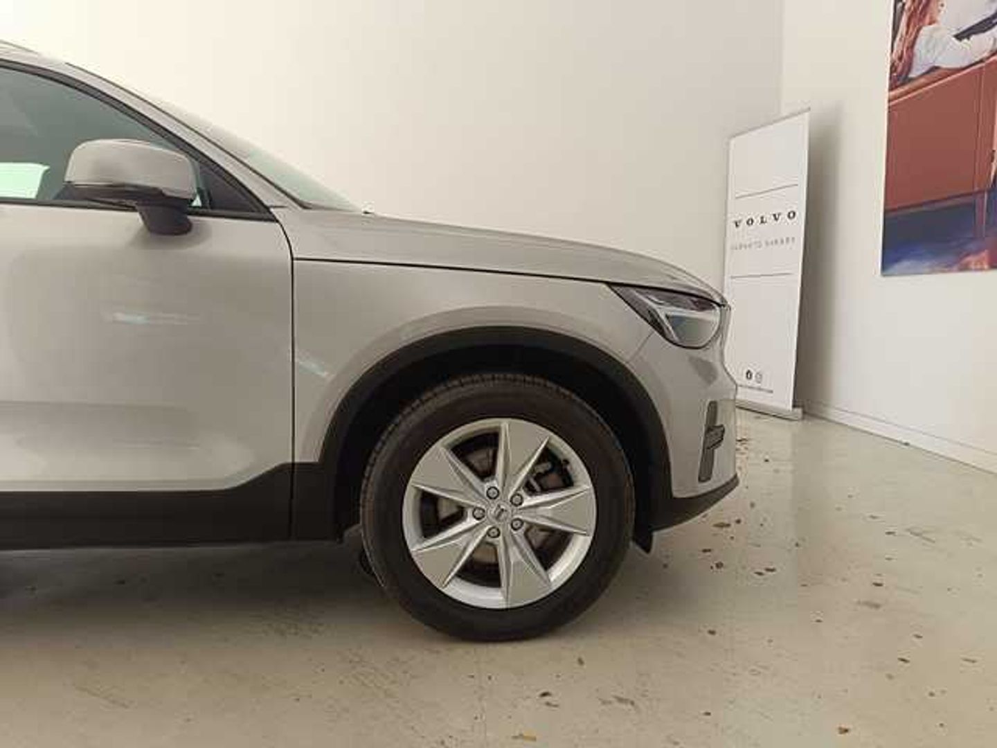 Volvo XC40 B3 G Core Auto 120 kW (163 CV) Gris Plata All Terrain / Pick-up