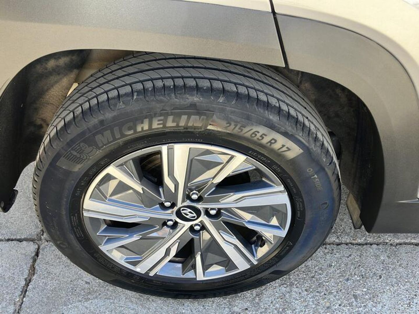 Hyundai Tucson 1.6 CRDI Klass 4x2 85 kW (115 CV) Gris Plata SUV