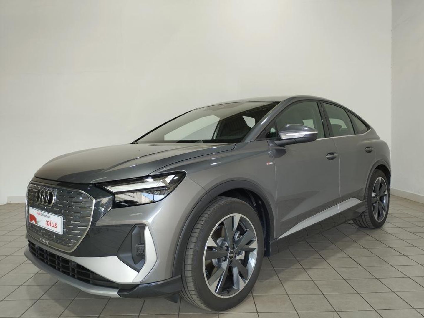 Audi Q4 Sportback e-tron Genuine edition 45 e-tron 82kWh 210 kW (286 CV) Gris SUV