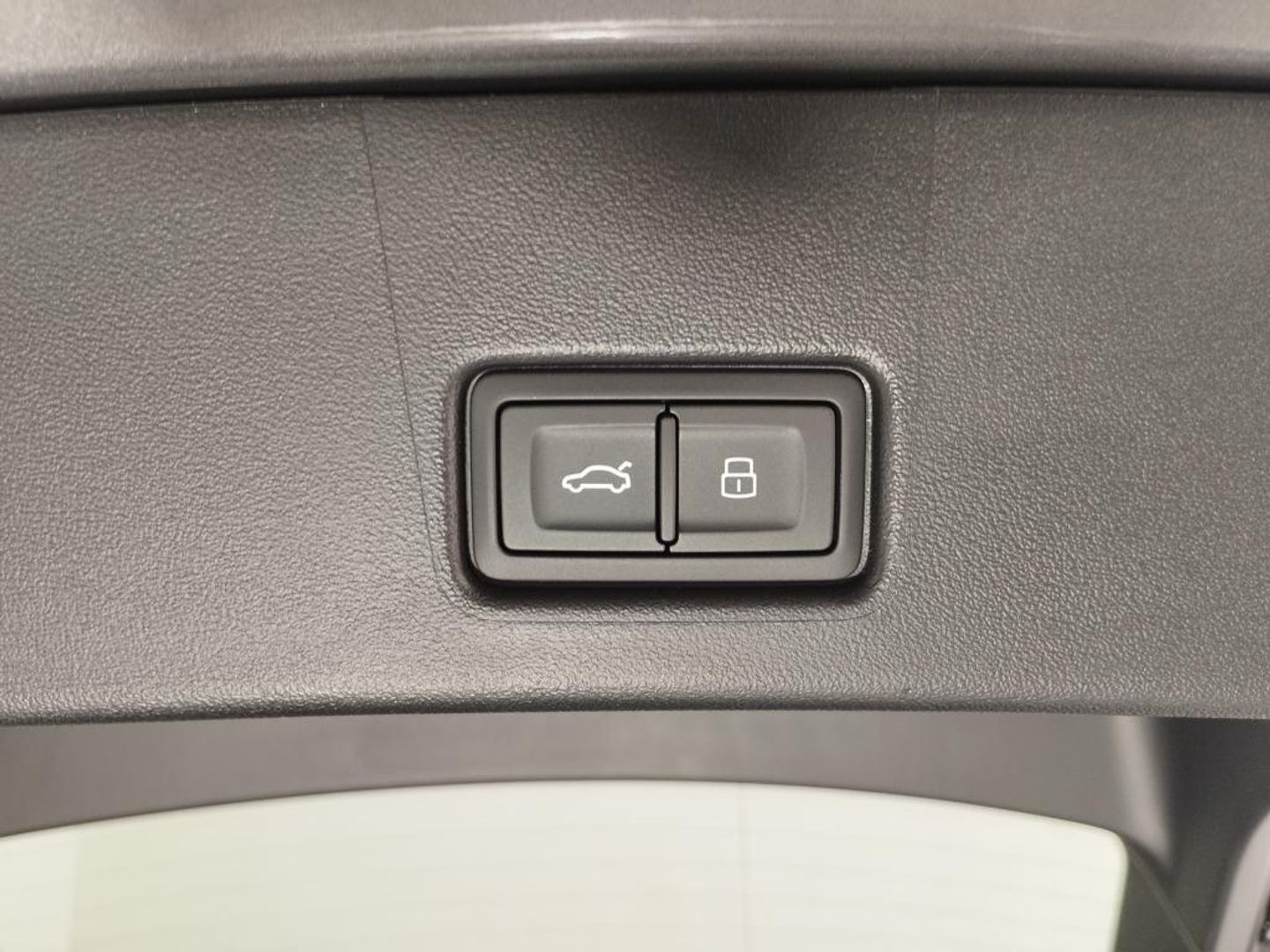 Audi Q4 Sportback e-tron Genuine edition 45 e-tron 82kWh 210 kW (286 CV)