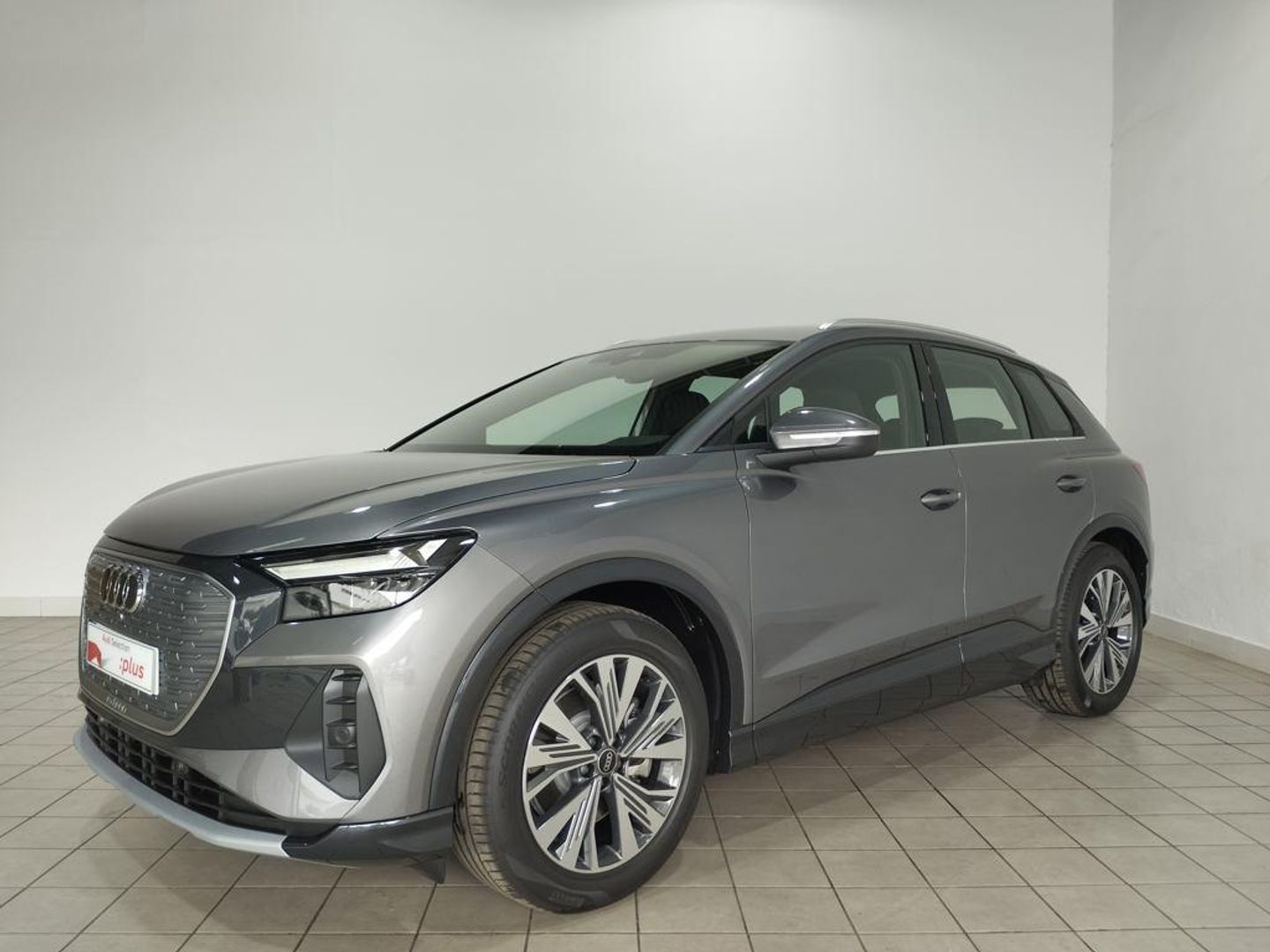 Audi Q4 e-tron Advanced 40 e-tron 63kWh 150 kW (204 CV) Gris SUV