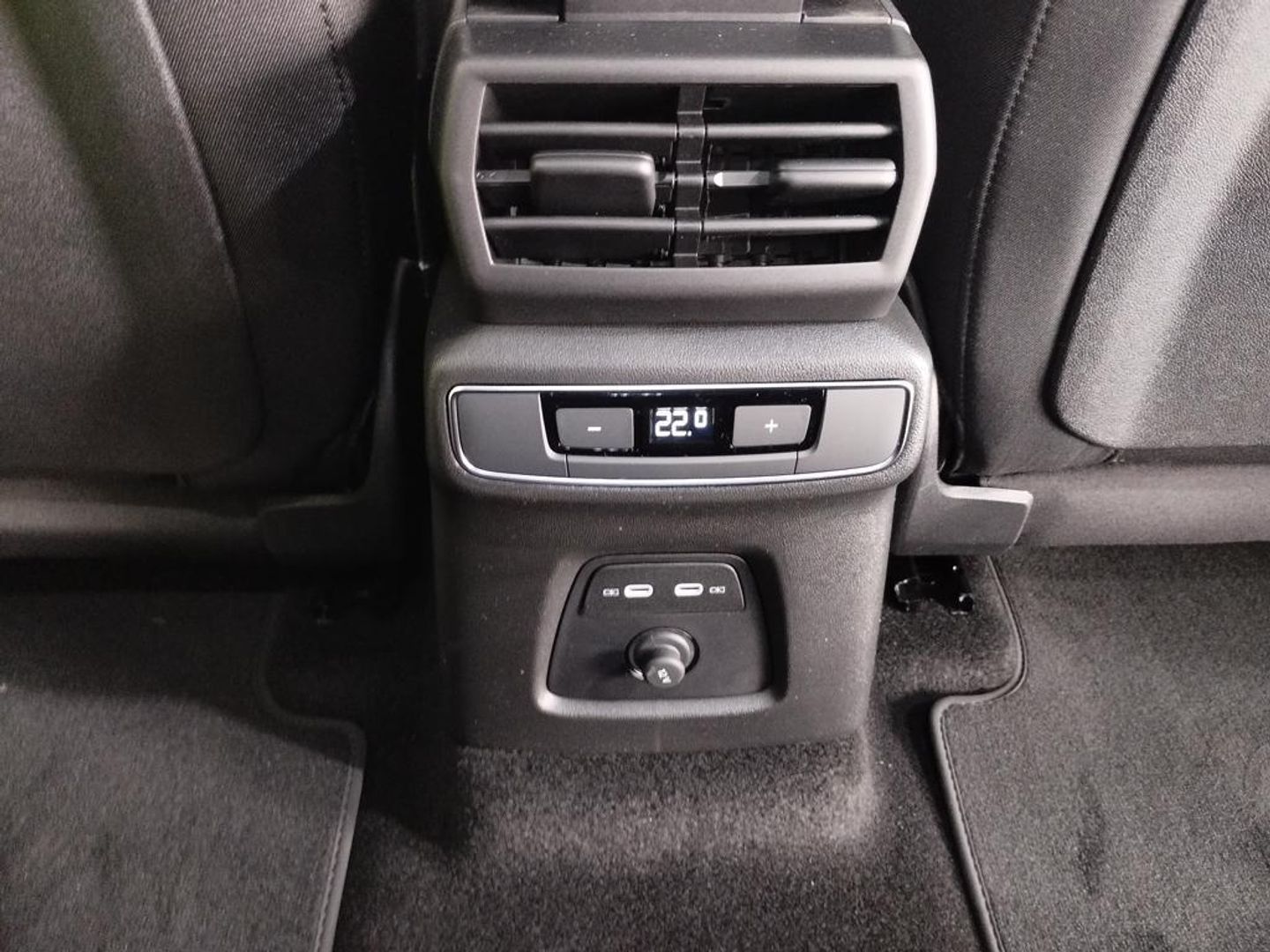 Audi Q4 e-tron Advanced 40 e-tron 63kWh 150 kW (204 CV)