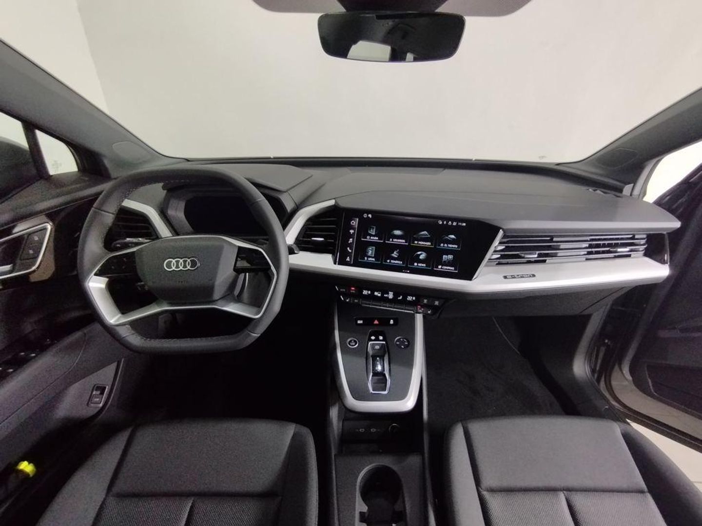 Audi Q4 e-tron Advanced 40 e-tron 63kWh 150 kW (204 CV)