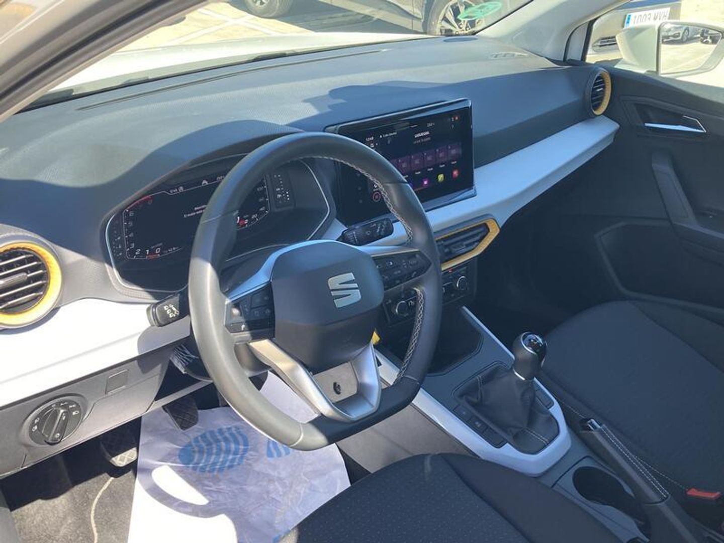 SEAT Arona 1.0 TSI Style Plus 81 kW (110 CV) Blanco SUV