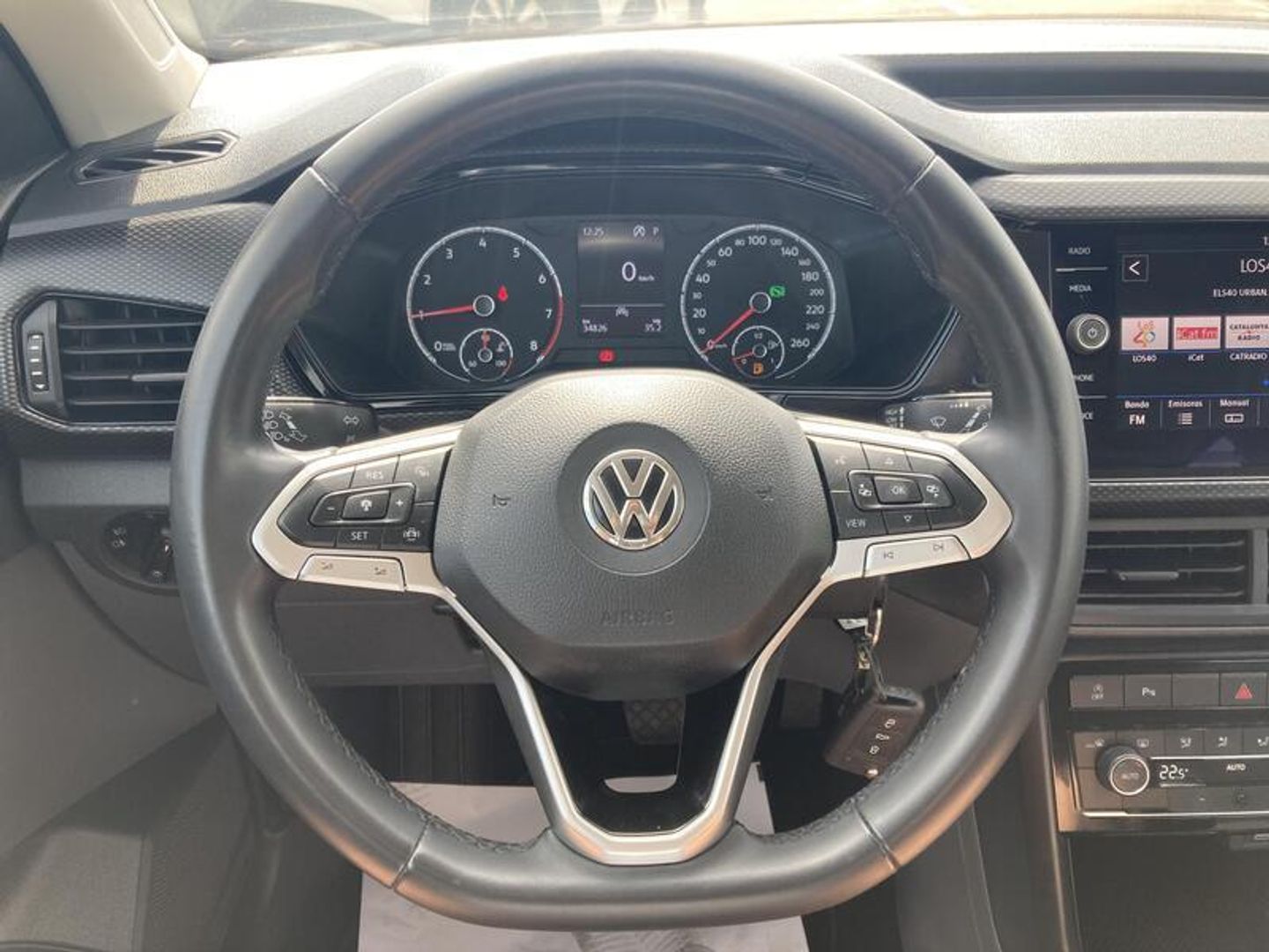 Volkswagen T-Cross Advance 1.0 TSI 85 kW (115 CV) DSG Gris SUV