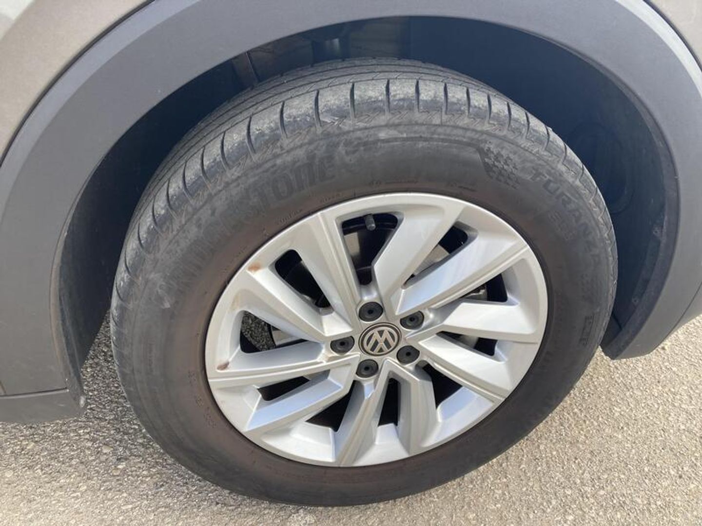 Volkswagen T-Cross Advance 1.0 TSI 85 kW (115 CV) DSG Gris SUV