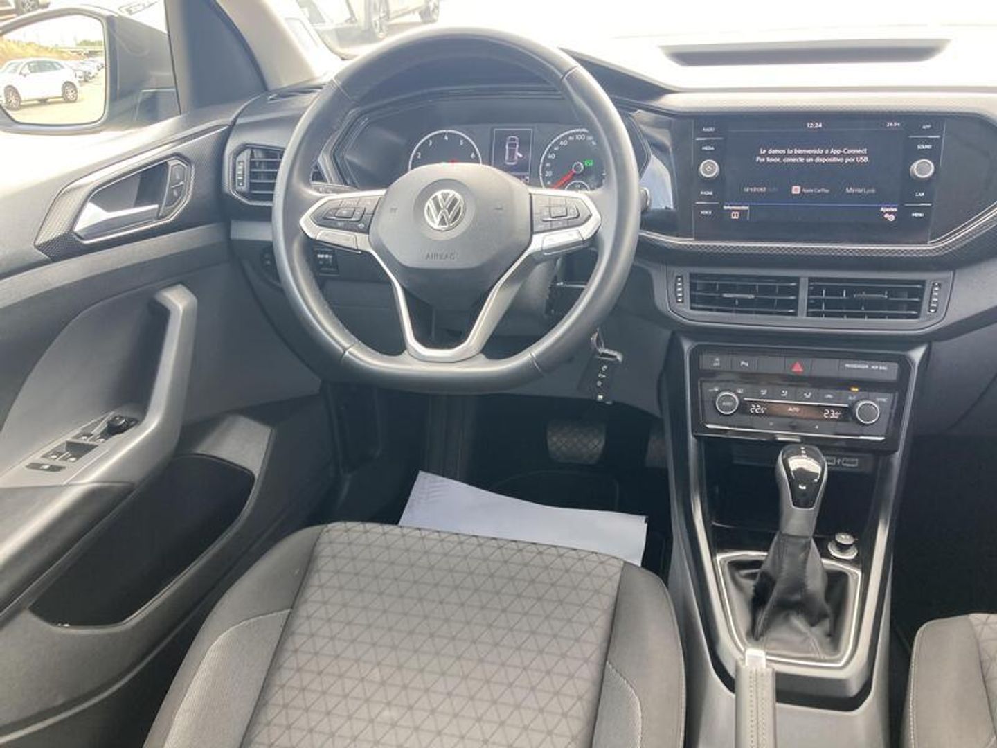 Volkswagen T-Cross Advance 1.0 TSI 85 kW (115 CV) DSG Gris SUV
