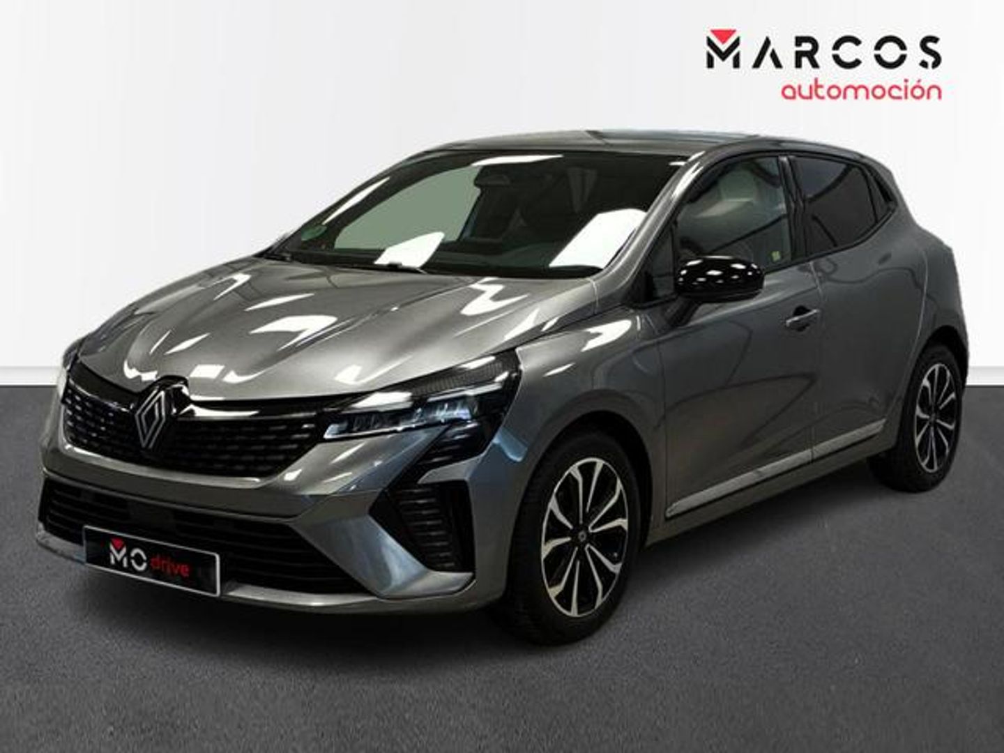 Renault Clio Techno TCe 66 kW (90 CV) Gris Sedan