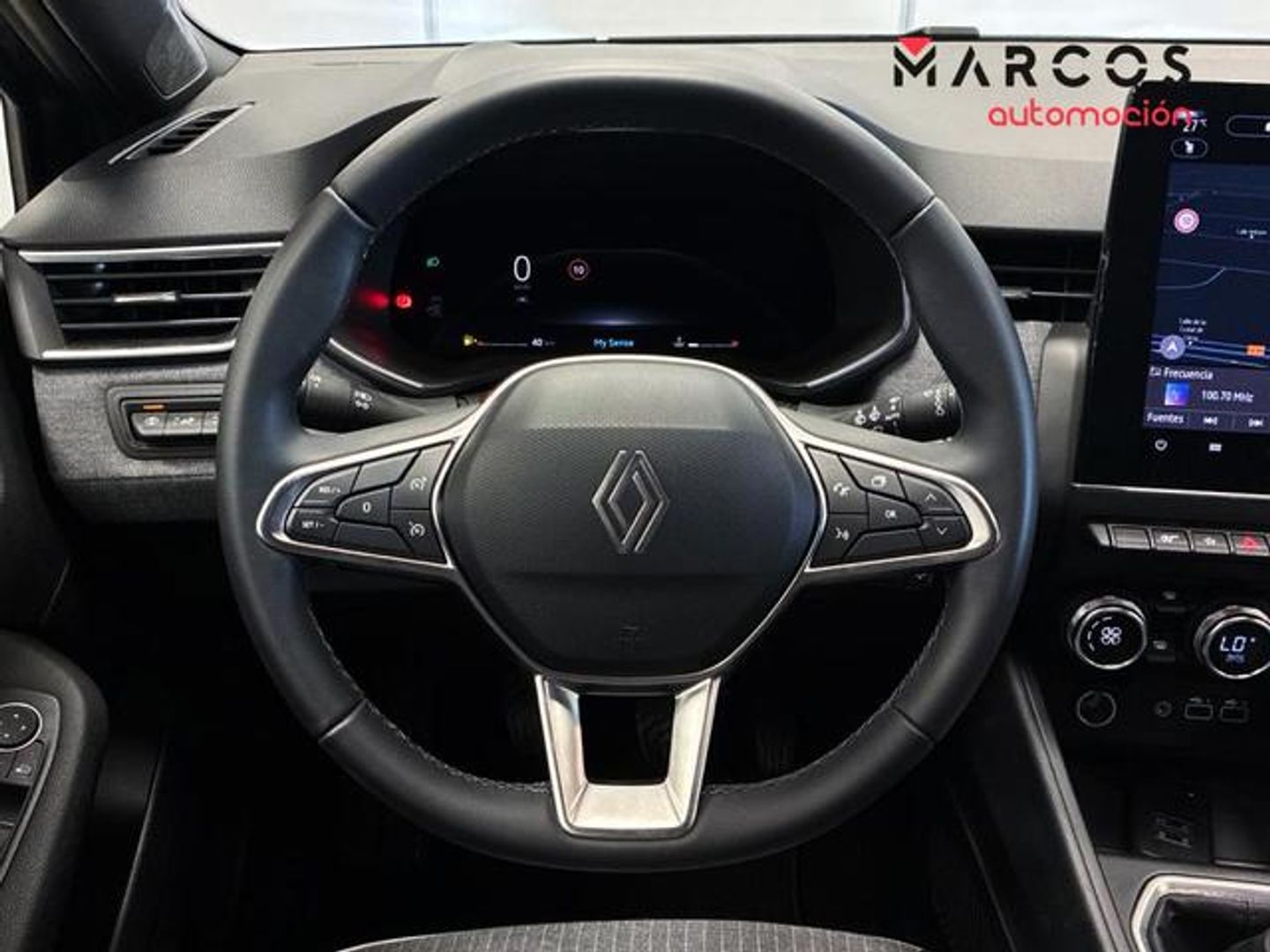 Renault Clio Techno TCe 66 kW (90 CV) Gris Sedan