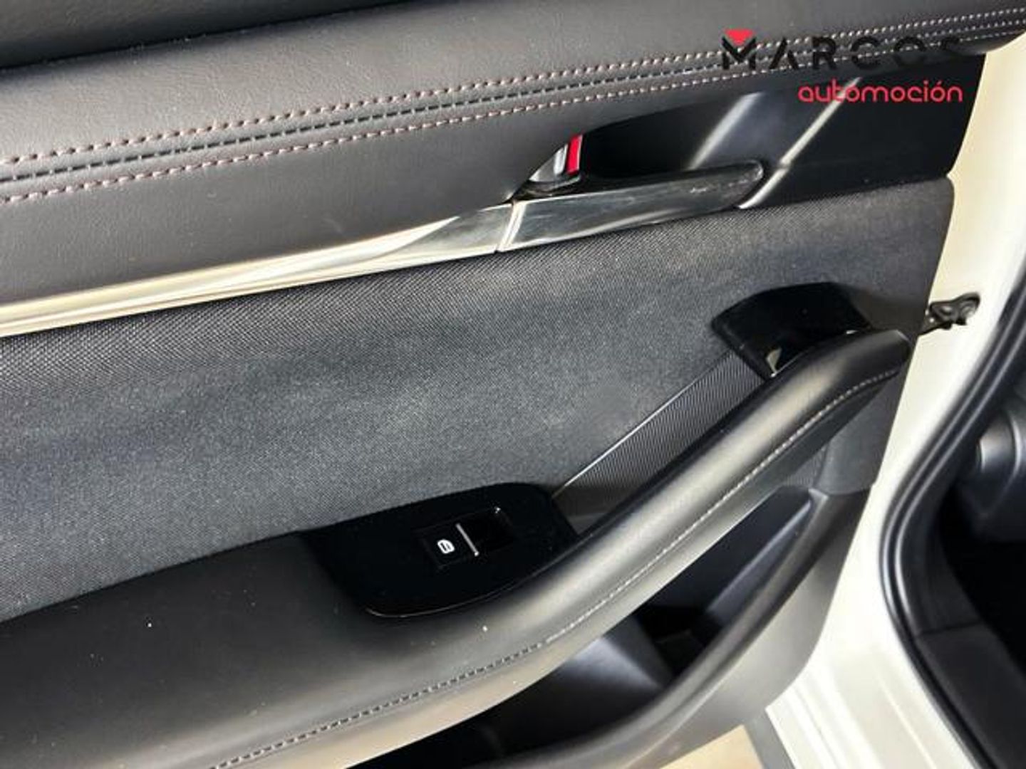 Mazda Mazda 3 2.0 Skyactiv-G Origin 89 kW (122 CV) Blanco Compact