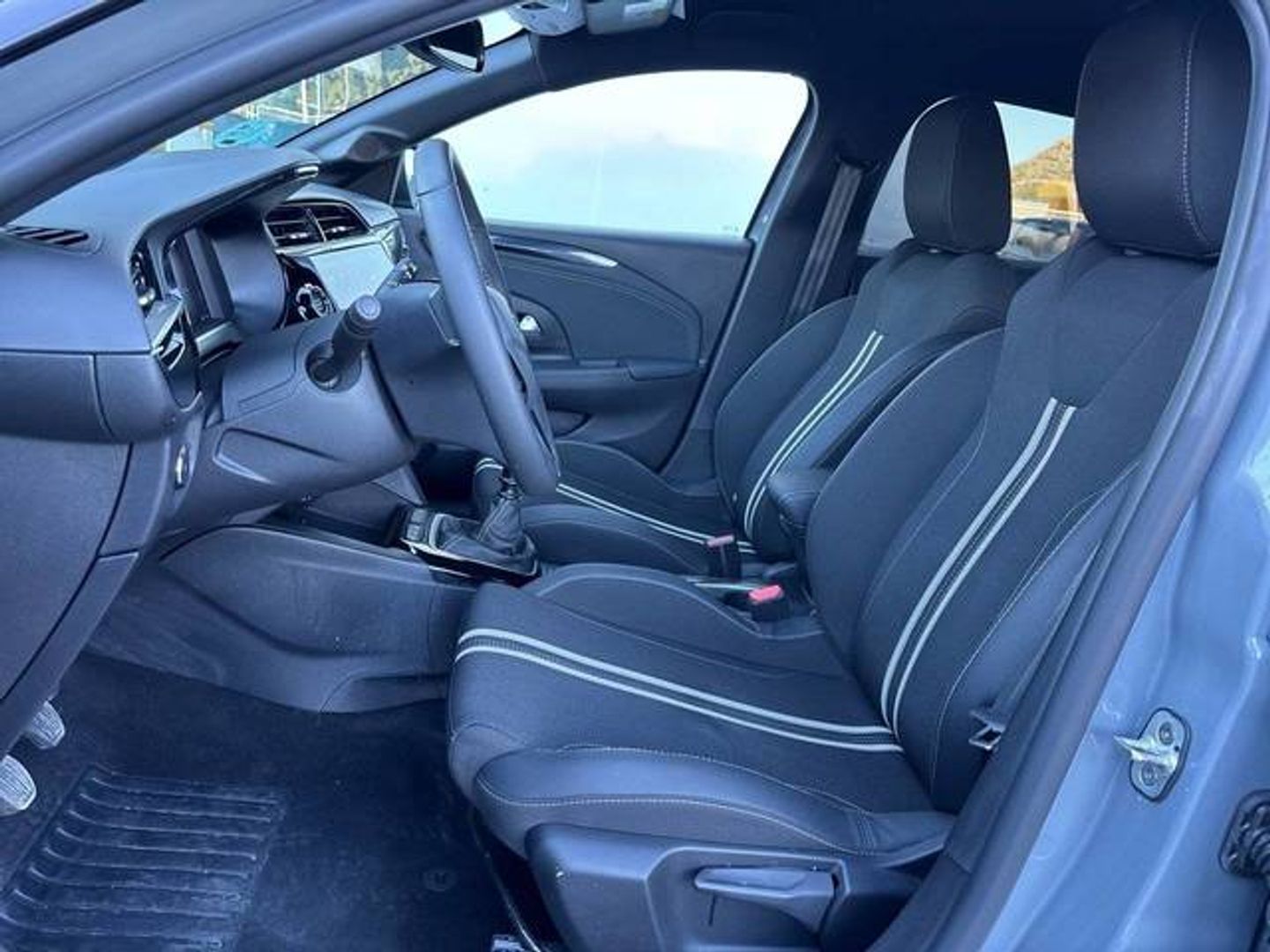 Opel Corsa 1.2 T XHL GS 74 kW (100 CV) Gris Sedan