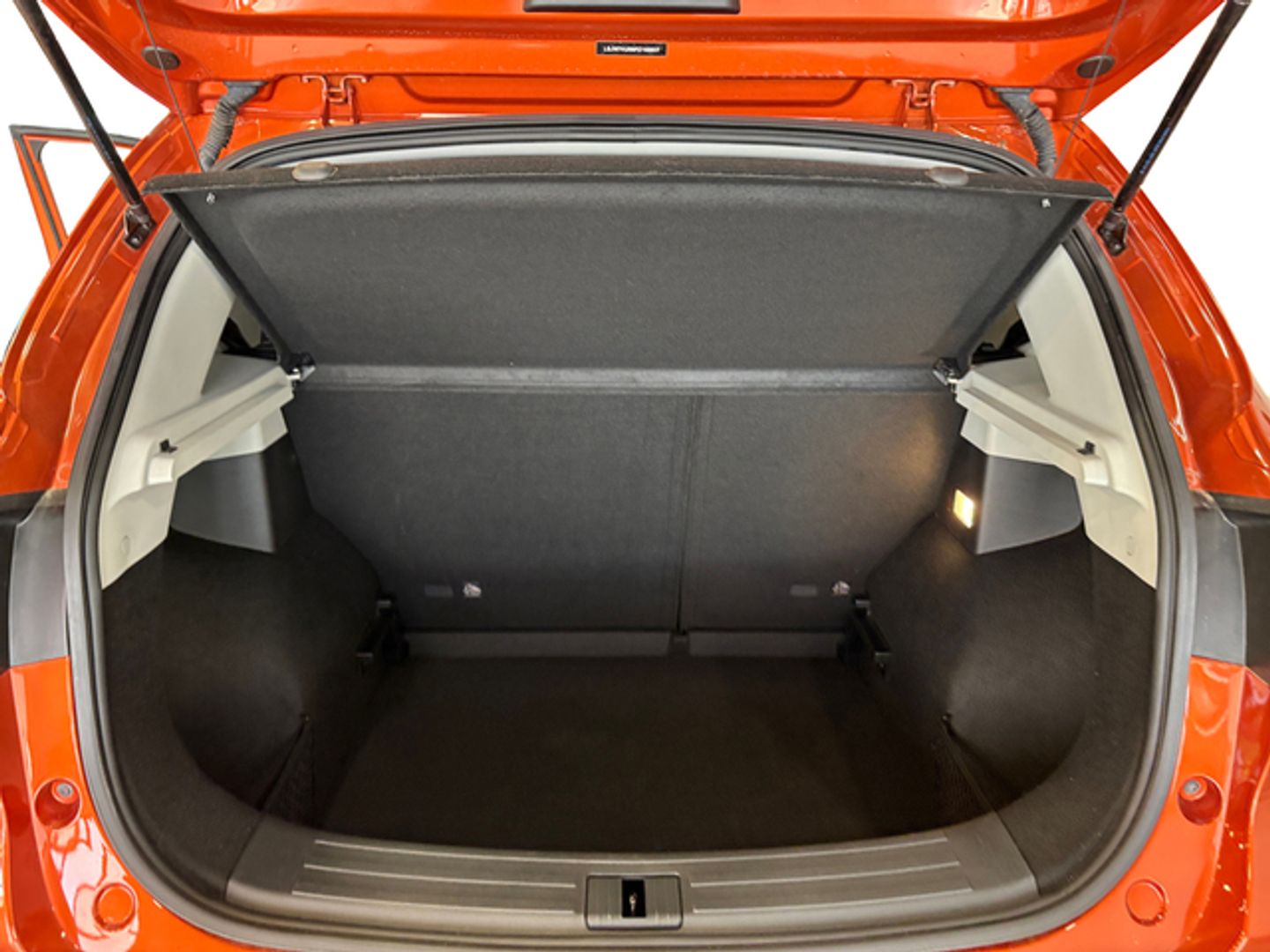 MG ZS 1.5 Comfort 78 kW (106 CV) Naranja All Terrain / Pick-up