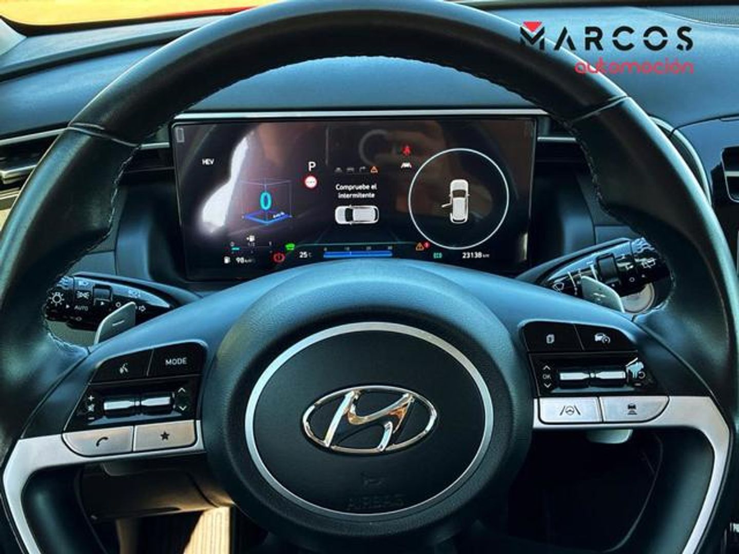 Hyundai Tucson 1.6 TGDI PHEV Tecno Sky 4x4 Auto 195 kW (265 CV) Rojo SUV