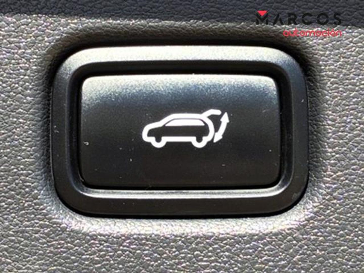 Hyundai Tucson 1.6 TGDI PHEV Tecno Sky 4x4 Auto 195 kW (265 CV) Rojo SUV