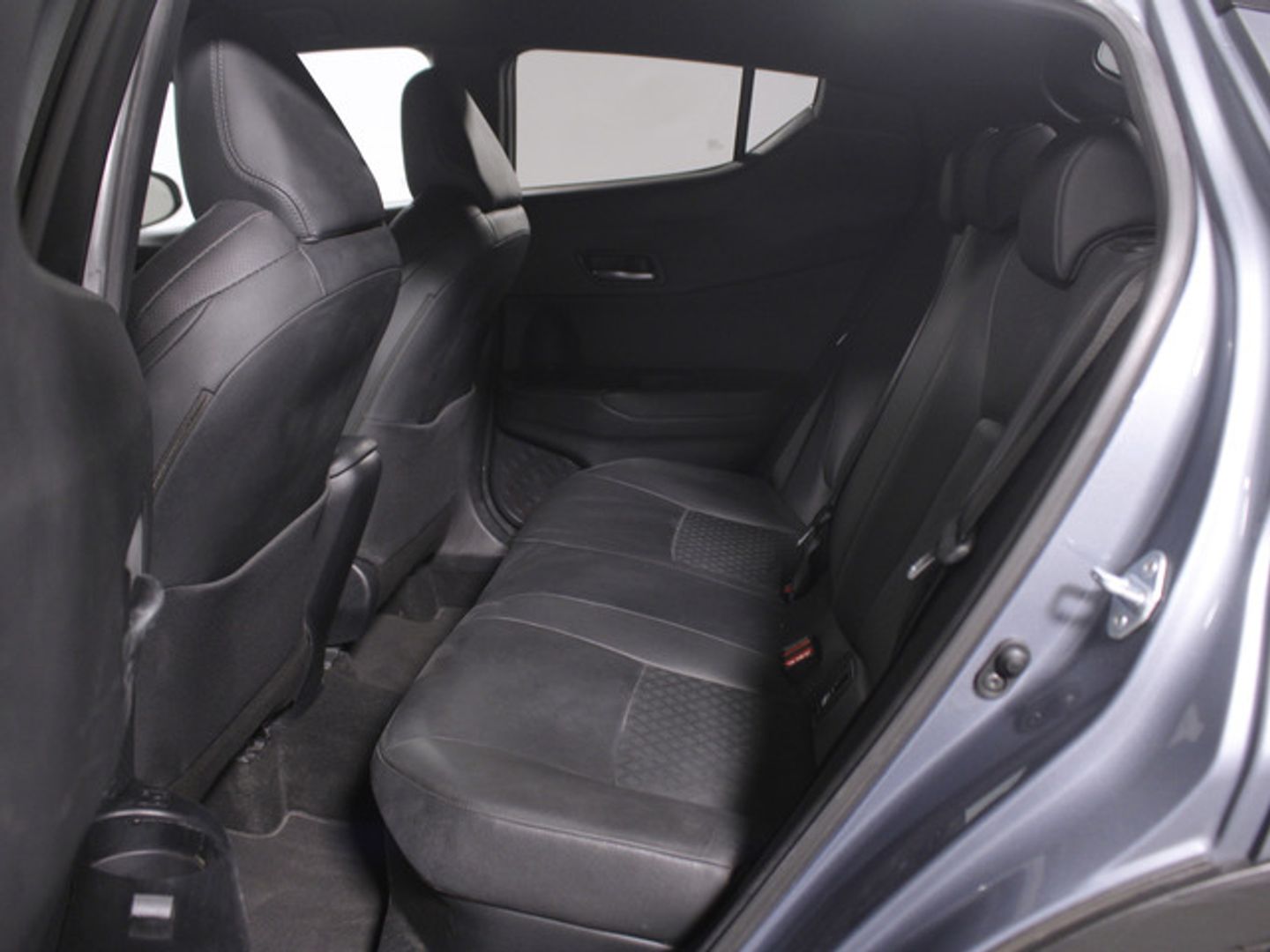 Toyota C-HR 180H Advance 135 kW (184 CV) Gris SUV