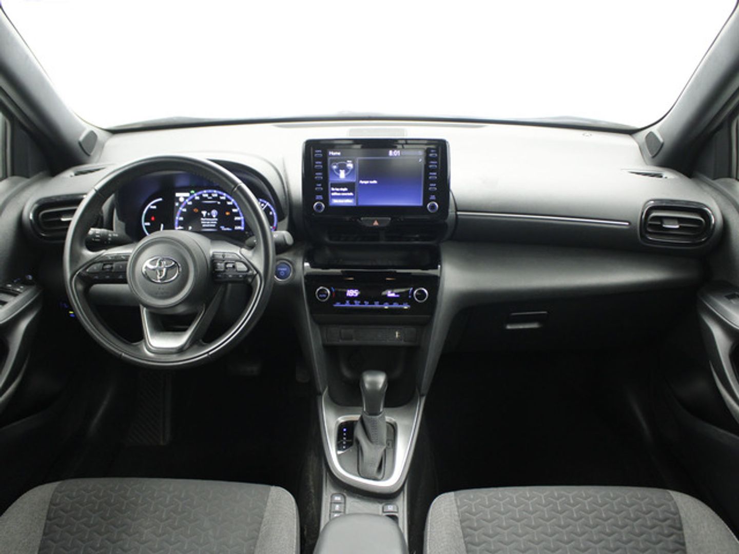 Toyota Yaris Cross 120H Active Tech 85 kW (116 CV) Gris All Terrain / Pick-up