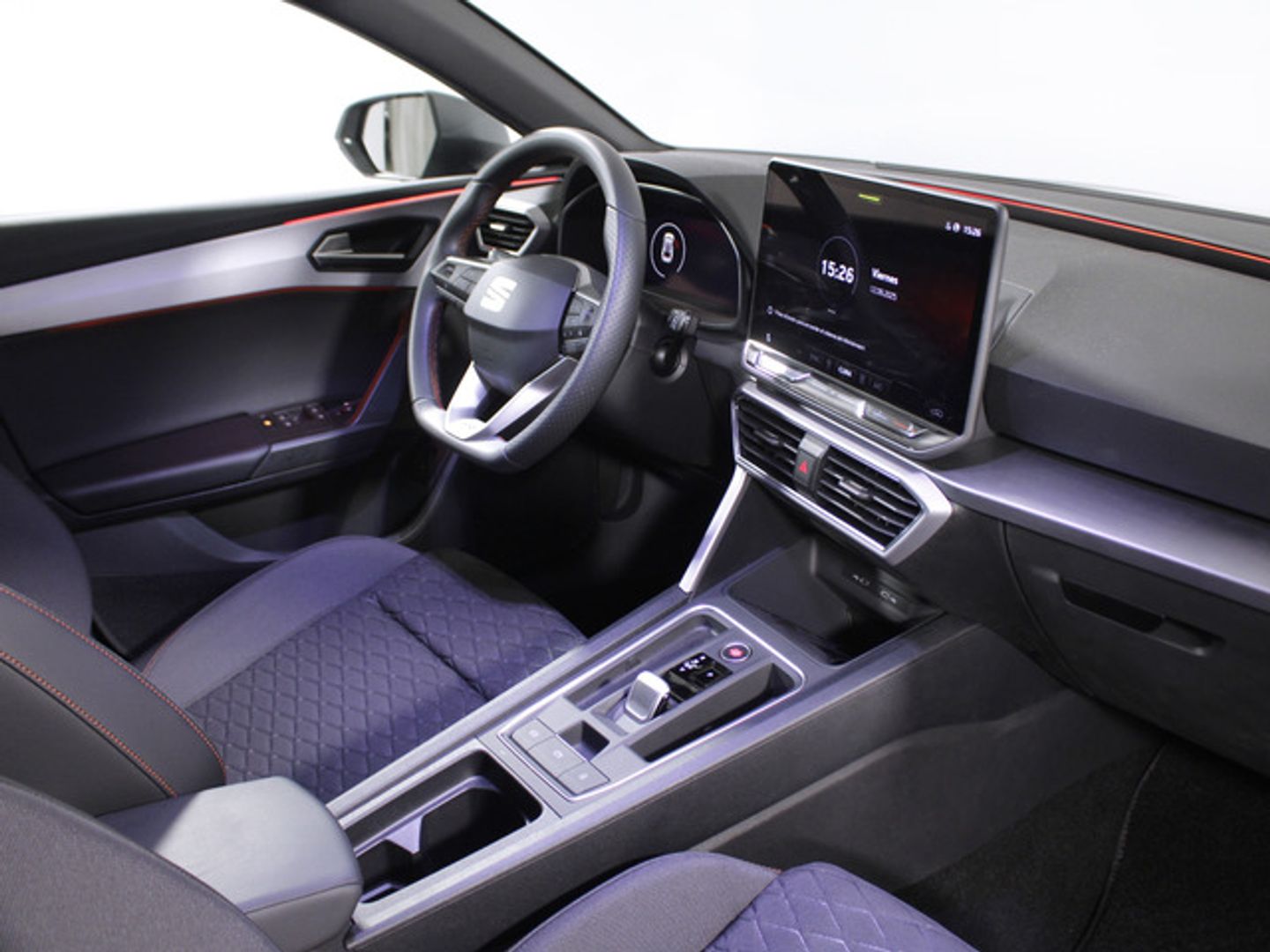 SEAT León 1.5 TSI e-Hybrid S&S FR XXL DSG 150 kW (204 CV) Gris Compact